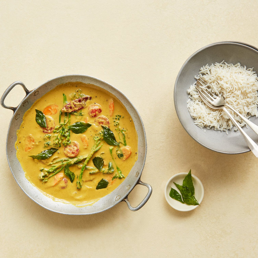 Keralan Coconut Vegetable Curry with Crispy Curry Leaves
